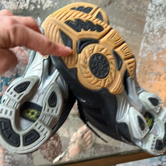 Mizuno Wave Lightning RX3 women's volleyball sz 8.5 Blacl Yellow Gray - Picture 10 of 11